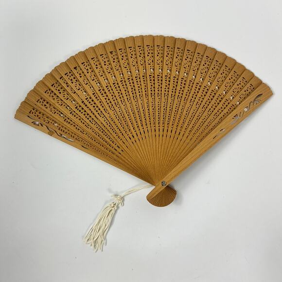 Vintage Folding Hand Fan Wood with Original Box Pierced Reticulated White Tassel - Picture 3 of 6